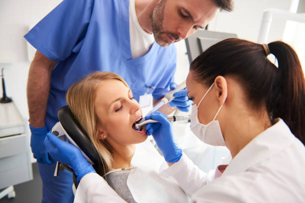 Emergency Dental Services in Island Lake, IL